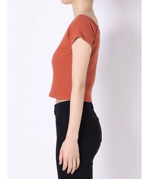 EMODA（エモダ）の「ショートリブトップ（Tシャツ/カットソー・レディース・ホワイト/ブラック/オレンジ/ブルー・FREE）」の7枚目の写真