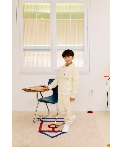 NIKE（ナイキ）の「ナイキ フォース 1 LE キッズシューズ / Nike Force 1 LE Little Kids' Shoes<16.5-22cm 展開>（スニーカー・キッズ・ホワイト/ブラック・22/20/18/17/19/21/16.5/17.5/18.5/19.5/20.5/21.5）」の10枚目の写真