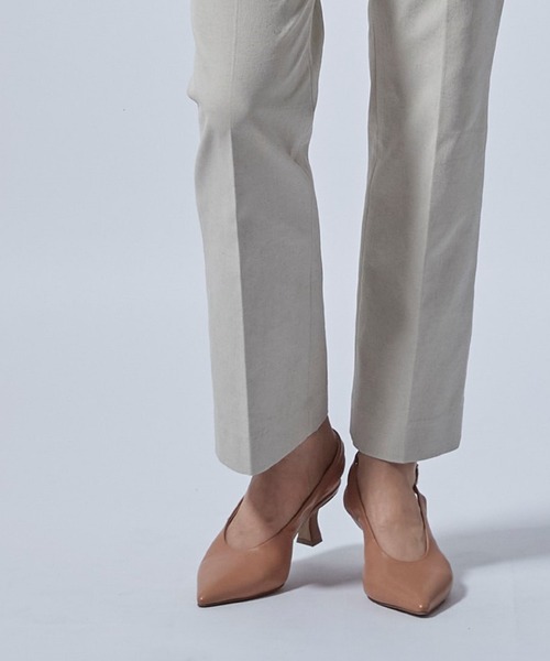 LAUTREAMONT（ロートレアモン）の「スムースレザーパンプス（パンプス・レディース・ブラック/ベージュ・23.0cm/24.0cm/23.5cm）」の6枚目の写真