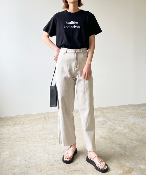 RealitiesカラーロゴプリントコンパクトTシャツ