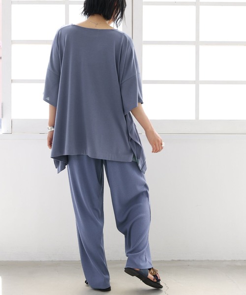 osharewalker（オシャレウォーカー）の「【機能素材】『ドルマン変形カットソー』（Tシャツ/カットソー・レディース・ブラック/アイボリー/ピンク/グリーン/モカ/グレイッシュブルー/ラベンダー・FREE）」の10枚目の写真