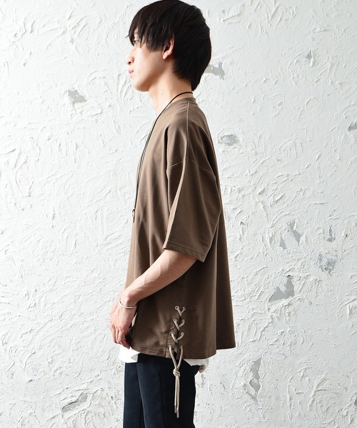 MinoriTY（マイノリティ）の「メンズ5分袖インレイミニ裏毛サイドレースアップビッグシルエットTeeシャツ（Tシャツ/カットソー・メンズ・ブラック/オフホワイト/カーキ/モカ・M/L）」の11枚目の写真