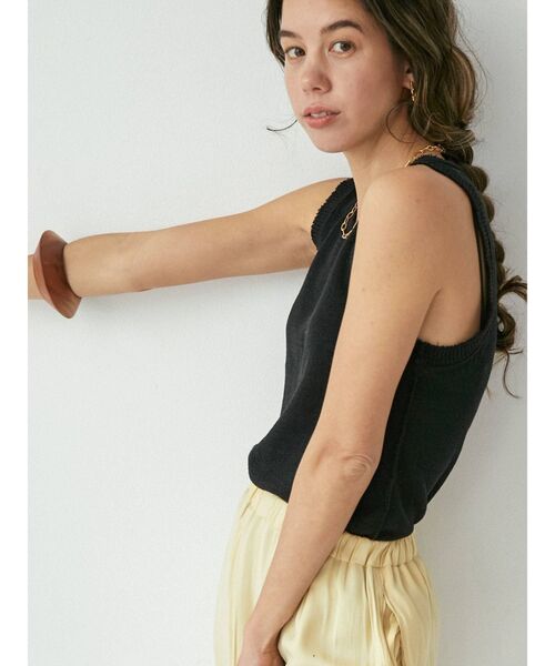 Ungrid（アングリッド）の「透かし編みニットタンクトップ（タンクトップ・レディース・ブラック/アイボリー/カーキ・FREE）」の7枚目の写真