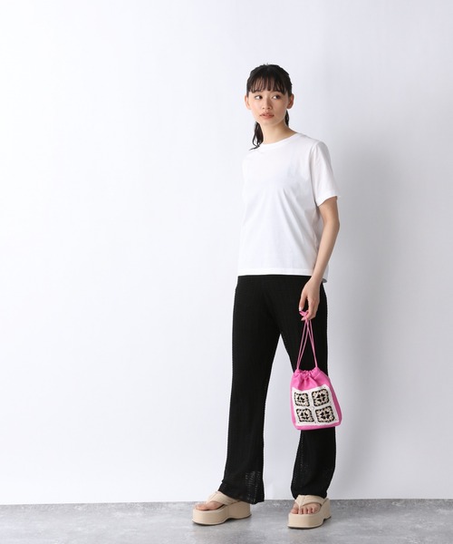 JEANASIS(ジーナシス)の「クロシェキンチャクバッグ/952110(ショルダーバッグ・レディース・ブラック/ピンク・FREE)」の5枚目の写真