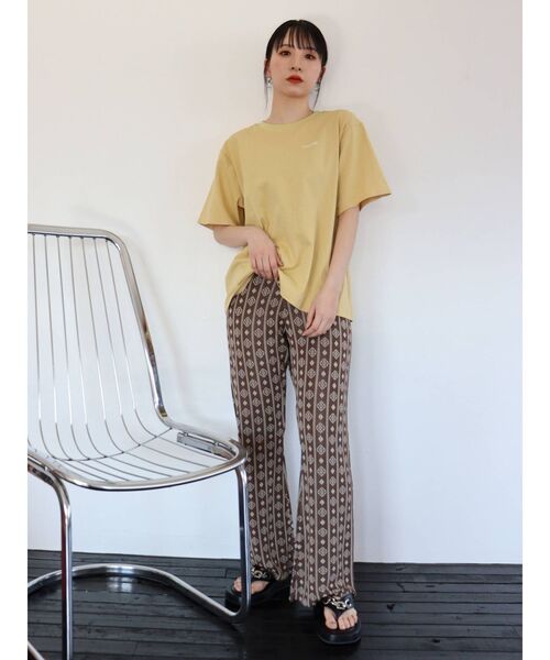 MURUA（ムルーア）の「コモンニットパンツ（スウェットパンツ・レディース・ブラウン/イエロー/ブルー・FREE）」の12枚目の写真