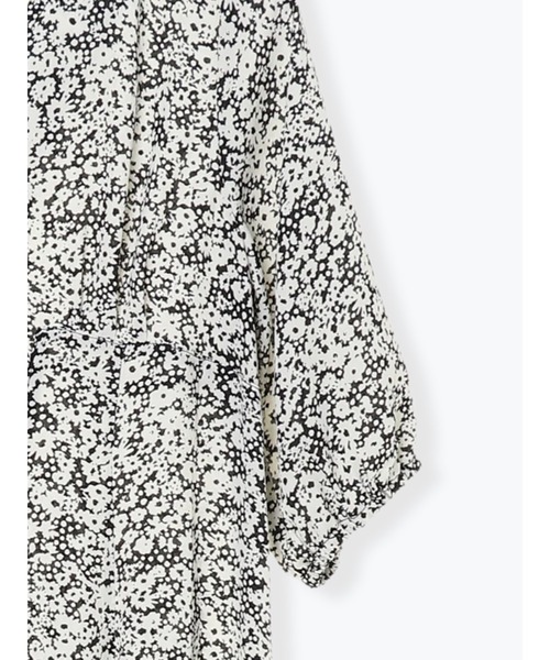 Te chichi（テチチ）の「単色花柄前開きワンピース（ワンピース・レディース・ブラック/グレー・ﾌﾘ-）」の13枚目の写真