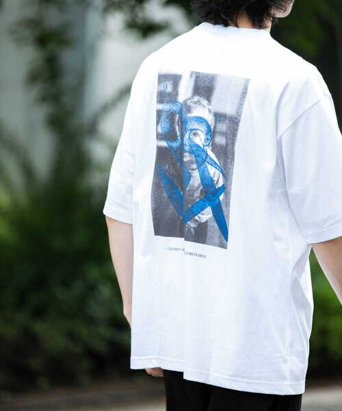 ITEMS URBANRESEARCH（アイテムズ アーバンリサーチ）の「フォト&ロゴ プリントTシャツ S.T.C.（Tシャツ/カットソー・メンズ・その他3/その他2/その他1・LARGE/MEDIUM）」の2枚目の写真