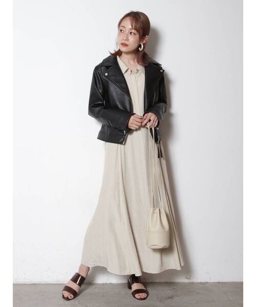 COTORICA（コトリカ）の「ピンタックデザイン襟付ワンピース（ワンピース・レディース・レッド/ブルー/アイボリー・FREE）」の21枚目の写真