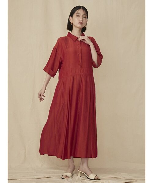 COTORICA（コトリカ）の「ピンタックデザイン襟付ワンピース（ワンピース・レディース・レッド/ブルー/アイボリー・FREE）」の3枚目の写真