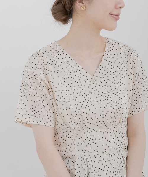 URBAN RESEARCH Sonny Label(アーバンリサーチサニーレーベル)の「Vネックドットブラウス(シャツ/ブラウス・レディース・ブラック/オフホワイト・FREE)」の9枚目の写真