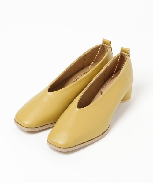 mysty woman（ミスティウーマン）の「アクセ付きフカフカパンプス 957726（パンプス・レディース・ブラック/アイボリー/イエロー系・MEDIUM/LARGE）」の15枚目の写真