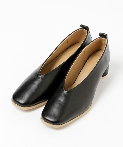 mysty woman（ミスティウーマン）の「アクセ付きフカフカパンプス 957726（パンプス・レディース・ブラック/アイボリー/イエロー系・MEDIUM/LARGE）」の8枚目の写真