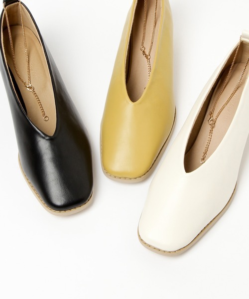 mysty woman（ミスティウーマン）の「アクセ付きフカフカパンプス 957726（パンプス・レディース・ブラック/アイボリー/イエロー系・MEDIUM/LARGE）」の14枚目の写真