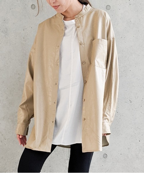 Per sist ence(パーシエンス)の「Per sist ence/パーシエンス フェイクレザー バンドカラーシャツ(シャツ/ブラウス・レディース・ブラック/ベージュ/アイボリー・FREE)」の1枚目の写真