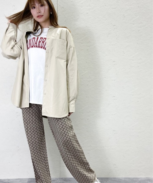 Per sist ence(パーシエンス)の「Per sist ence/パーシエンス フェイクレザー バンドカラーシャツ(シャツ/ブラウス・レディース・ブラック/ベージュ/アイボリー・FREE)」の15枚目の写真