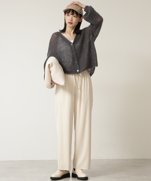 NATURAL BEAUTY BASIC（ナチュラルビューティーベーシック）の「モヘヤブレンドニット カーデ（カーディガン/ボレロ・レディース・グレー/チャコールグレー/ラベンダー・MEDIUM）」の7枚目の写真