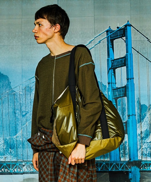 AlexanderLeeChang（アレキサンダーリーチャン）の「5050 POCKETABLE BIG TOTE（トートバッグ・メンズ・ネイビー/グレー/ブルー・ONESIZE）」の2枚目の写真