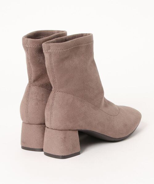 WILL BE（ウィルビー）の「【WILL BE】<2021AW>ミドル丈ストレッチブーツ（ブーツ・レディース・アイボリー/ブラック/グレー/ベージュ/ブラック×ブラック・M/3L/L/LL/S）」の7枚目の写真