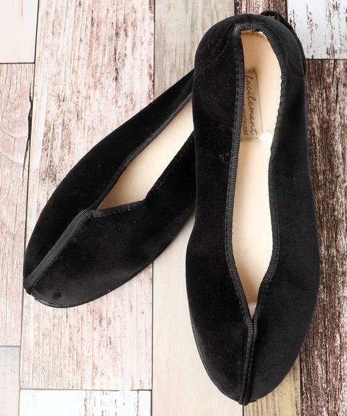 FUNALIVE(ファンアライブ)の「jou jou lier Vカットカンフーシューズ(バレエシューズ・レディース・ブラック/ボルドー/グレイッシュベージュ・M/L)」の4枚目の写真