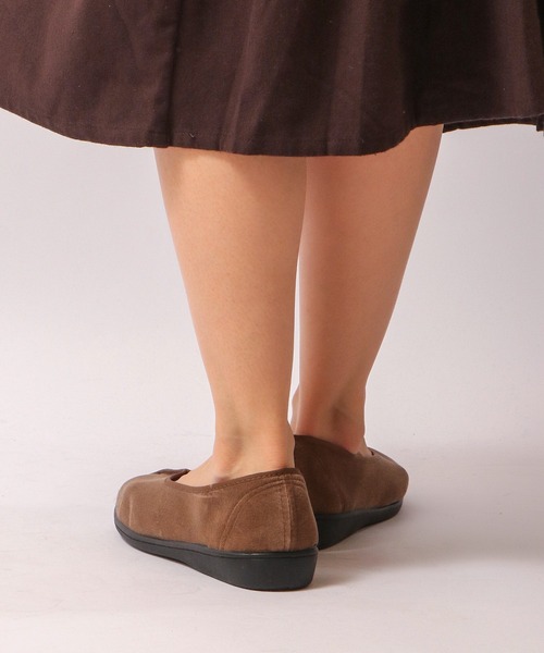 FUNALIVE(ファンアライブ)の「jou jou lier Vカットカンフーシューズ(バレエシューズ・レディース・ブラック/ボルドー/グレイッシュベージュ・M/L)」の8枚目の写真