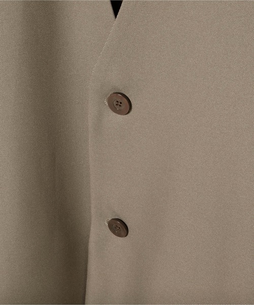 MONO-MART(モノマート)の「【セットアップ】ビッグシルエット スタプレ ポリツイル ノーカラージャケット&イージータックテーパードパンツ(セットアップ・メンズ・ブラック/ネイビー/ブラウン/モスグリーン/グレー系その他/グレイッシュベージュ・M/L)」の14枚目の写真