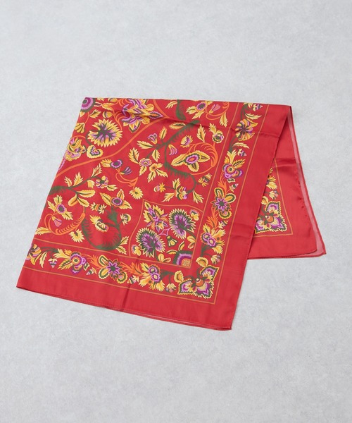 DISCOAT（ディスコート）の「アラベスク柄スカーフ（バンダナ/スカーフ・レディース・ベージュ/レッド・FREE）」の8枚目の写真