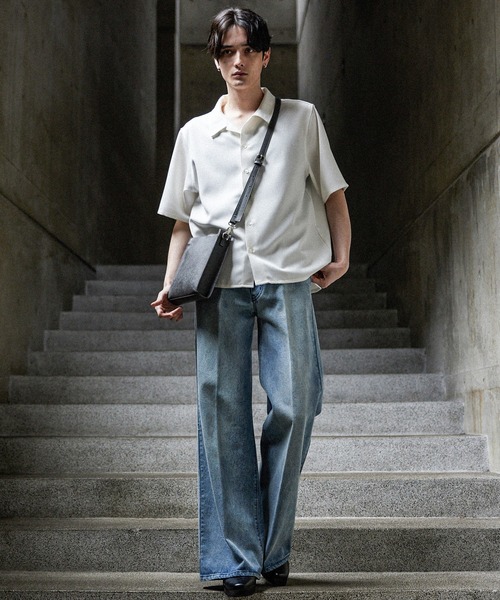 CLEL(クレイル)の「【CLEL】Square Shoulder Bag / 合皮スクエアショルダーバッグ ネックポーチ(ショルダーバッグ・メンズ・ブラック/オフホワイト/チャコールグレー/ダークブラウン/ブラック系その他/ブラック系/ブラック系1・FREE)」の17枚目の写真