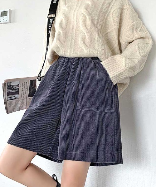 MANGROVE（マングローブ）の「コーデュロイルーズハーフパンツ（その他パンツ・レディース・ダークグリーン/ブラック/ネイビー/キャメル・FREE）」の3枚目の写真