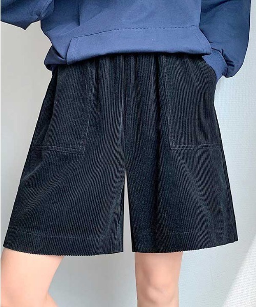 MANGROVE（マングローブ）の「コーデュロイルーズハーフパンツ（その他パンツ・レディース・ダークグリーン/ブラック/ネイビー/キャメル・FREE）」の6枚目の写真
