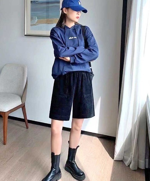 MANGROVE（マングローブ）の「コーデュロイルーズハーフパンツ（その他パンツ・レディース・ダークグリーン/ブラック/ネイビー/キャメル・FREE）」の8枚目の写真