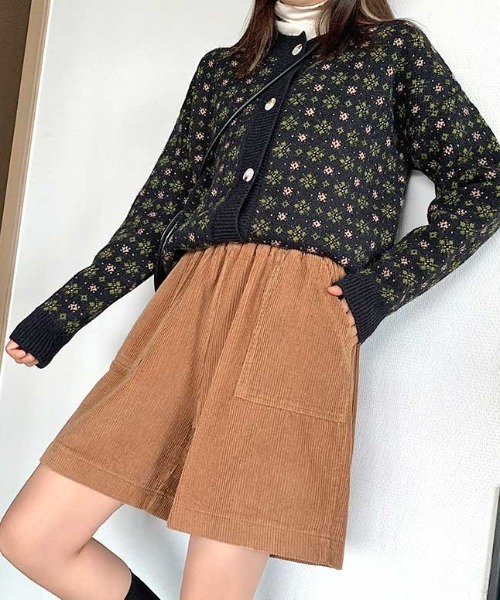 MANGROVE（マングローブ）の「コーデュロイルーズハーフパンツ（その他パンツ・レディース・ダークグリーン/ブラック/ネイビー/キャメル・FREE）」の21枚目の写真