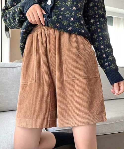 MANGROVE（マングローブ）の「コーデュロイルーズハーフパンツ（その他パンツ・レディース・ダークグリーン/ブラック/ネイビー/キャメル・FREE）」の22枚目の写真