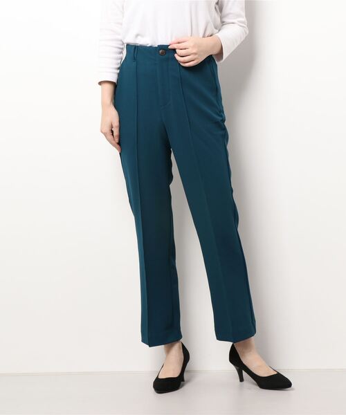 earth music&ecology（アースミュージックアンドエコロジー）の「センターシームフレアパンツ＊（その他パンツ・レディース・ブラック/ブルー/チョコ/グリーン/アイボリー・S/M）」の4枚目の写真