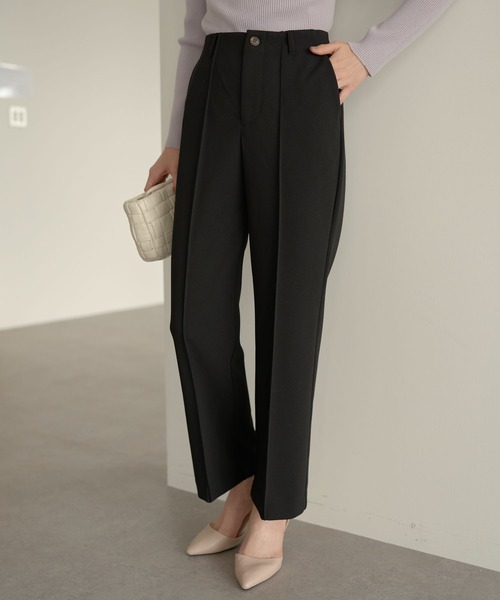 earth music&ecology（アースミュージックアンドエコロジー）の「センターシームフレアパンツ＊（その他パンツ・レディース・ブラック/ブルー/チョコ/グリーン/アイボリー・S/M）」の2枚目の写真