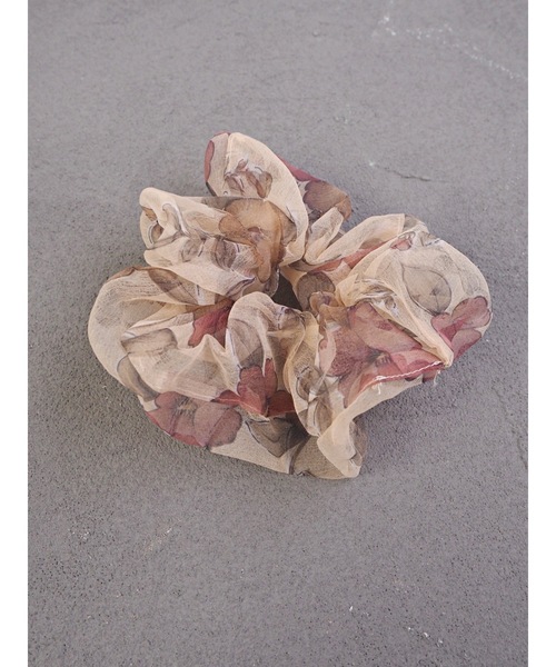 JUMELLE（ジュメロ）の「ビッグシュシュ（シュシュ・レディース・ブラウン/ベージュ/ブラック・FREE）」の12枚目の写真