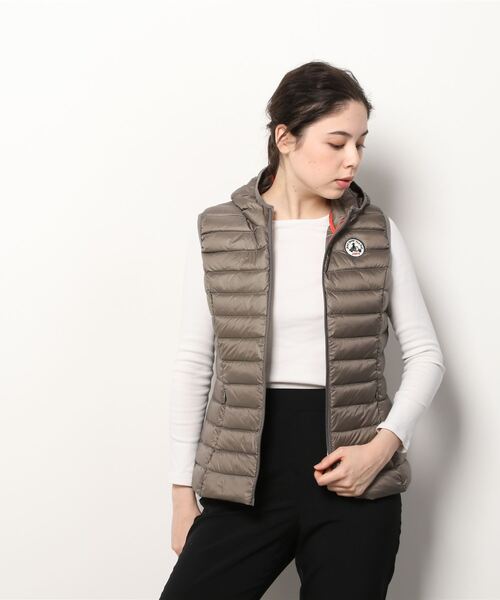 J.O.T.T（ジョット）の「JOTT/ジョット/MALI/DOWN VEST（ダウンベスト・レディース・ネイビー/ピンク/ベージュ・MEDIUM/SMALL）」の2枚目の写真