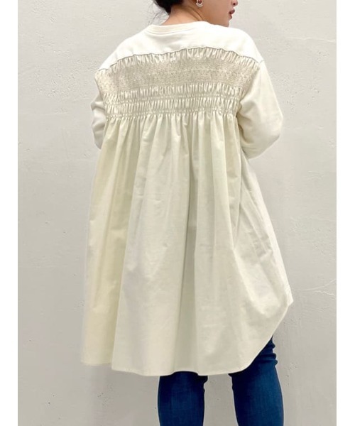 BEARDSLEY（ビアズリー）の「背中に施した刺繍が繊細で素敵な