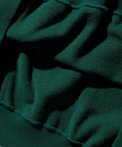 XLARGE（エクストララージ）の「BIG PRINT CREW NECK SWEAT（スウェット・メンズ・ブラック/ネイビー/グリーン・S/M/L/XL）」の8枚目の写真