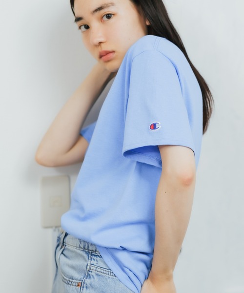Champion(チャンピオン)の「Champion/チャンピオン Authentic T-SHIRTS レディース コットン 無地 半袖 Tシャツ(Tシャツ/カットソー・レディース・ホワイト/ブラック/ダークグリーン/パープル/ネイビー/グレー/マルーン/アッシュ/チャコール/レッド/ロイヤルブルー/オレンジ/オートミール/サンドベージュ/ケリーグリーン/オリーブ/ライトブルー・S/M/L/XL)」の11枚目の写真