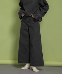 KBF | 【WEB/一部店舗限定】WIDEバギーデニム(デニムパンツ)