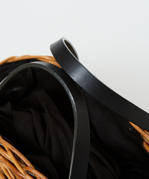 The Bagmati（ザバグマティ）の「【BAGMATI】 レザーカゴバッグ（かごバッグ・レディース・ブラック・フリー）」の8枚目の写真