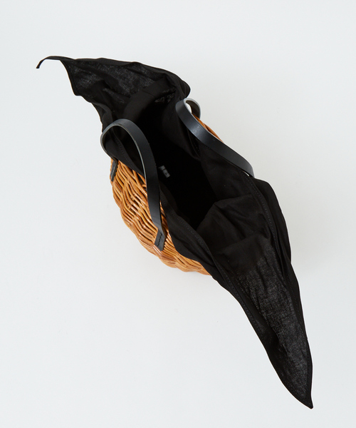 The Bagmati（ザバグマティ）の「【BAGMATI】 レザーカゴバッグ（かごバッグ・レディース・ブラック・フリー）」の11枚目の写真