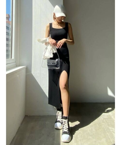 EMODA（エモダ）の「リブスリットマキシニットワンピース（ワンピース・レディース・グレー/ブラック/ブルー・FREE）」の14枚目の写真