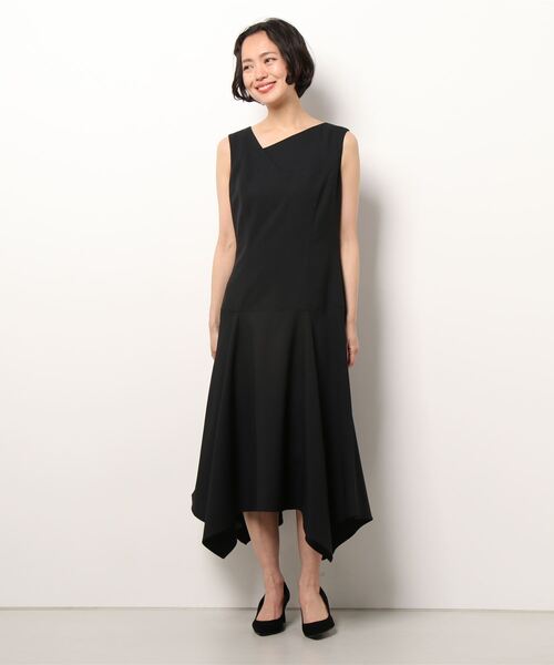 BDONNA(ビドンナ)の「シック&シンストレッチツイル ハンカチーフヘムワンピース(ワンピース・レディース・ブラック/レッド・MEDIUM)」の1枚目の写真