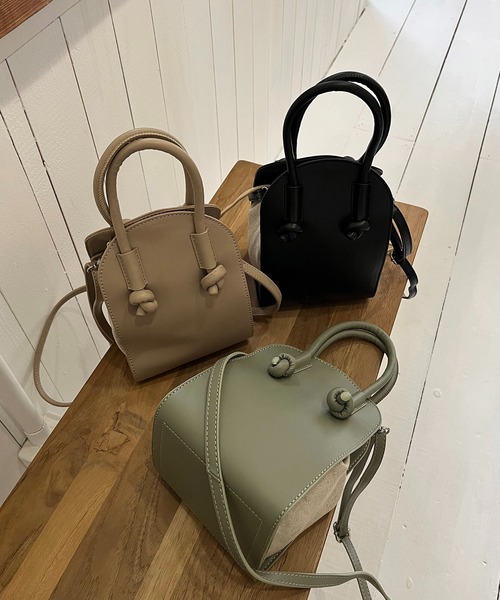 CAPRICIEUX LE'MAGE（カプリシューレマージュ）の「リネン巾着ラウンドショルダーバッグ（ショルダーバッグ・レディース・ブラック/ベージュ/カーキ・FREE）」の4枚目の写真