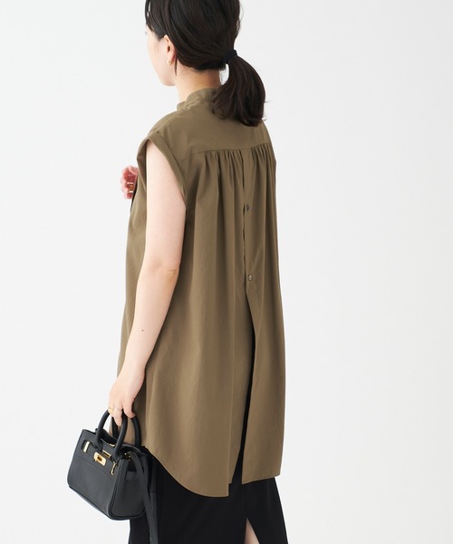 journal standard L'essage（ジャーナルスタンダードレサージュ）の「ピンタックノースリーブシャツ（シャツ/ブラウス・レディース・ホワイト/ブラック/ブラウン系その他・FREE）」の19枚目の写真