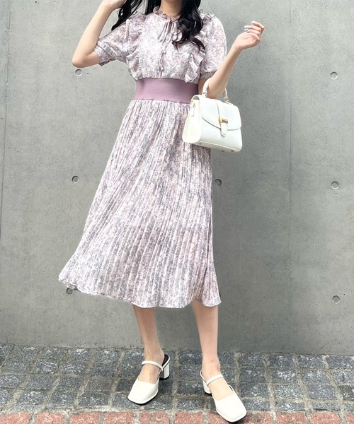 TITTY&CO.（ティティーアンドコー）の「【TITTY&CO.】トワルドジュイプリーツミディワンピース（ワンピース・レディース・ブルー/グレー系その他・X-SMALL/FREE）」の9枚目の写真