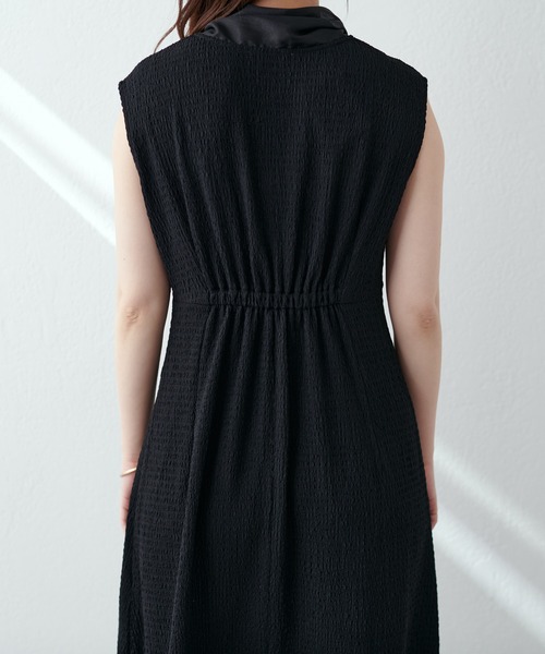 natural couture(ナチュラルクチュール)の「WEB限定/ラメシアーボータイポコポコカットワンピース(ワンピース・レディース・ブラック/ブラウン/ベージュ・FREE)」の11枚目の写真