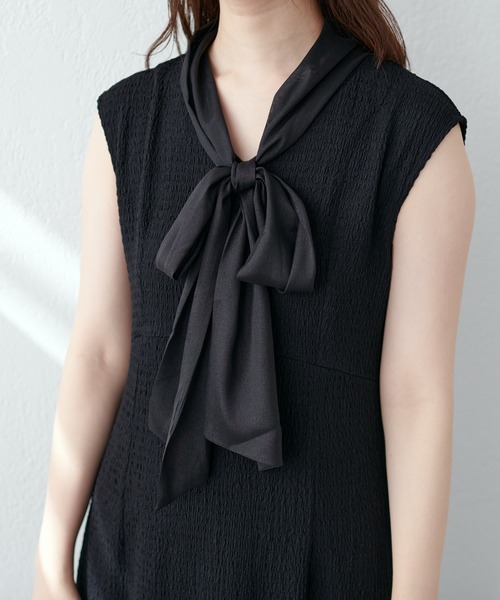 natural couture(ナチュラルクチュール)の「WEB限定/ラメシアーボータイポコポコカットワンピース(ワンピース・レディース・ブラック/ブラウン/ベージュ・FREE)」の9枚目の写真