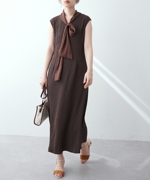 natural couture(ナチュラルクチュール)の「WEB限定/ラメシアーボータイポコポコカットワンピース(ワンピース・レディース・ブラック/ブラウン/ベージュ・FREE)」の18枚目の写真